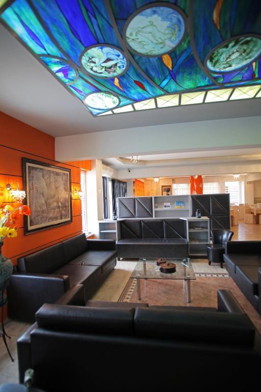 Hotel Dias Olympiakí Aktí Dış mekan fotoğraf